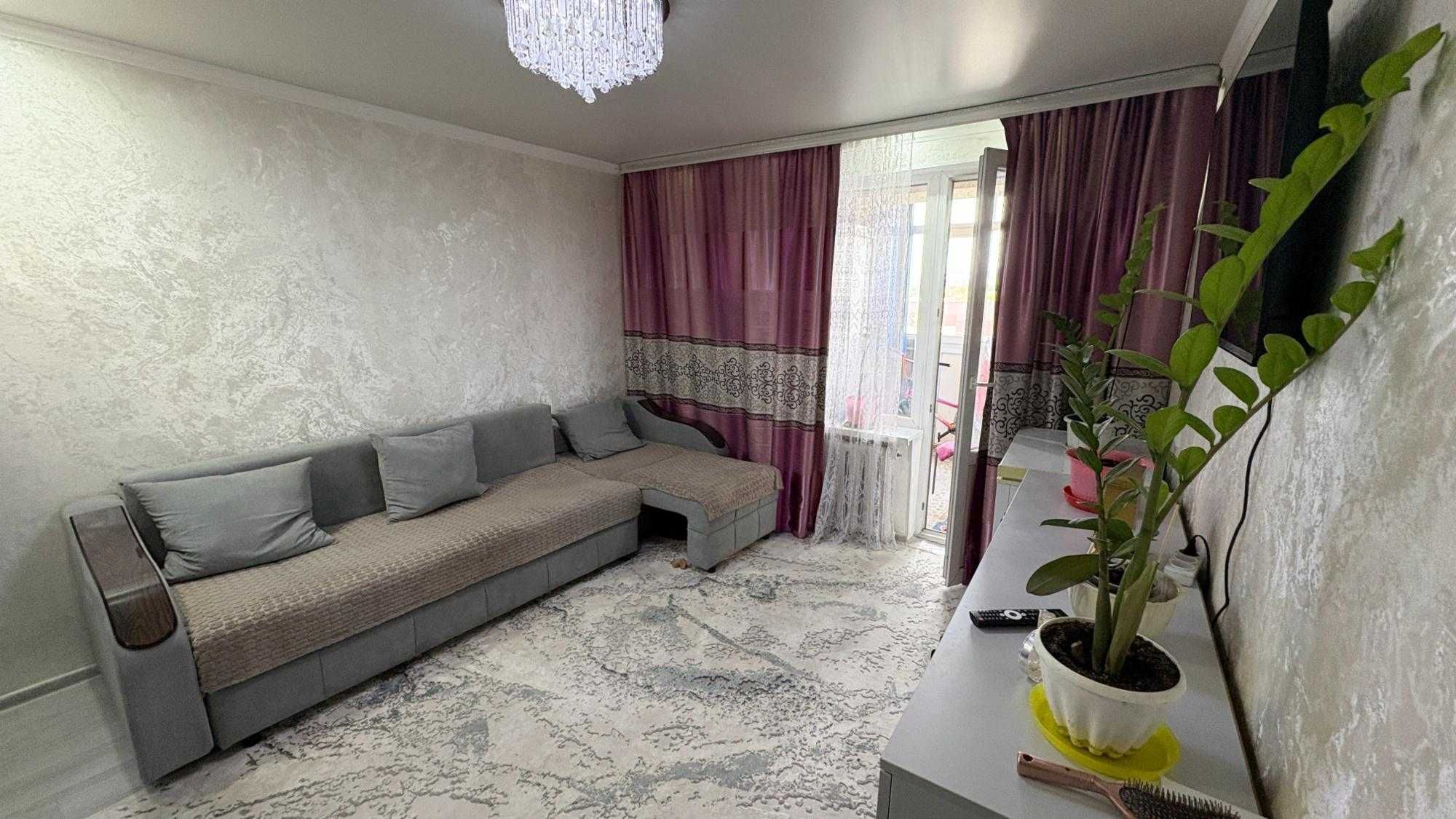 Продам 4 комнатную квартиру в мкр Самал Айман ИмпериЯ