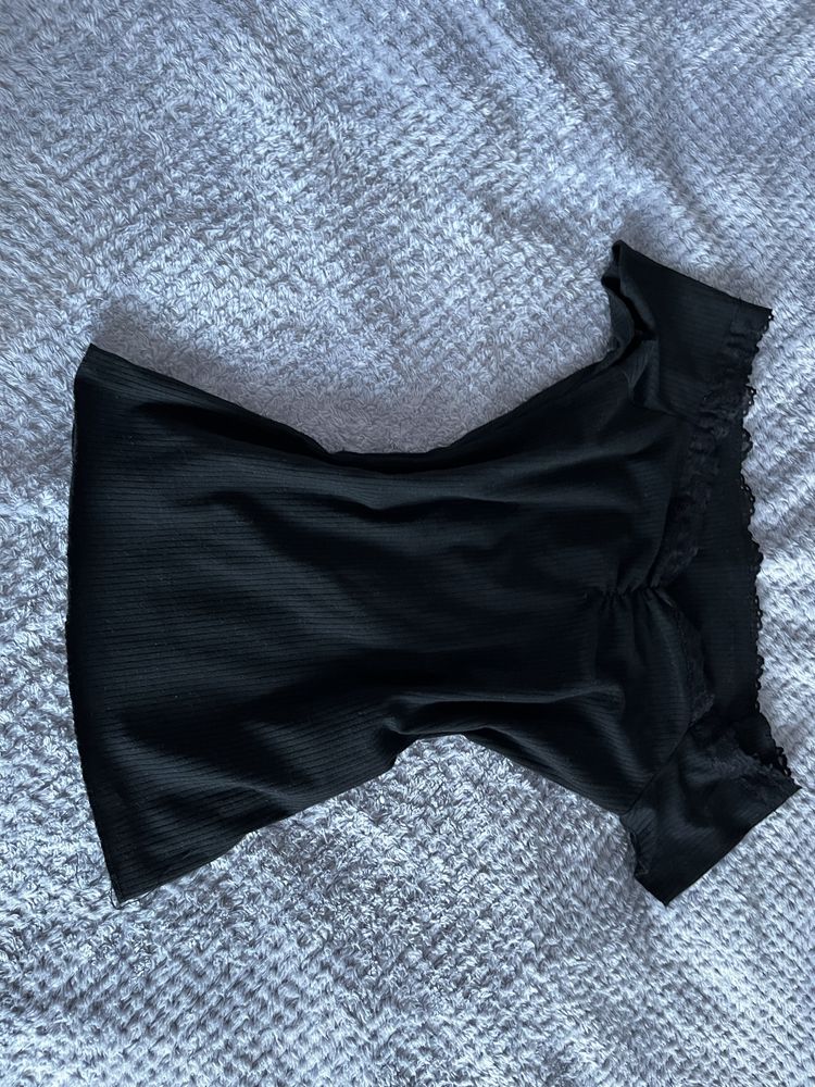 Черный топ с кружевами Cotton