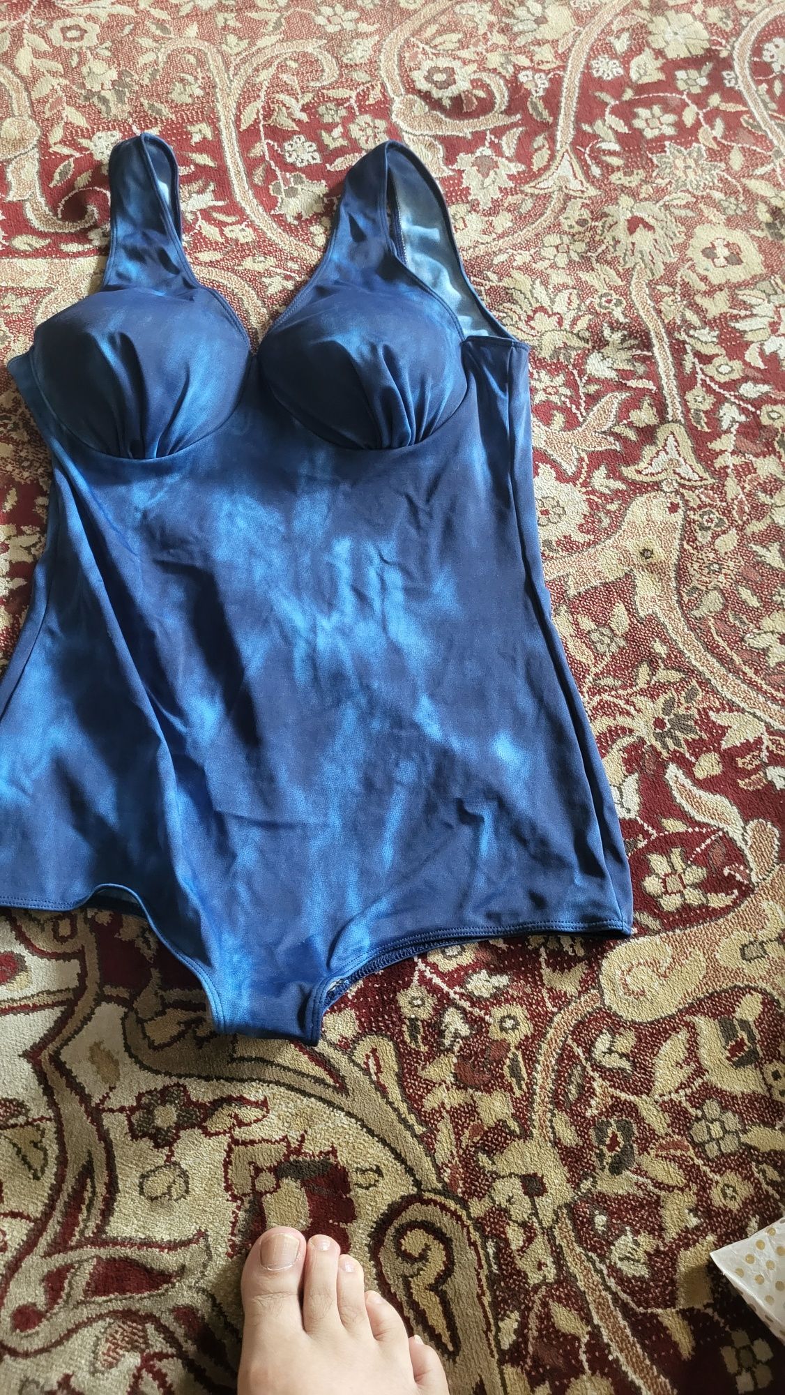 Продам купальник