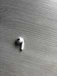 Правый наушник airpods 3