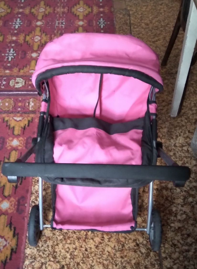 Продам коляску игрушку для двух кукол
