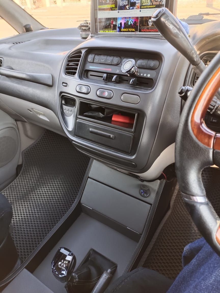Mitsubishi Delica