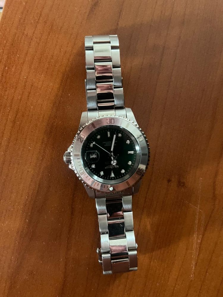 Часы invicta продам СРОЧНО