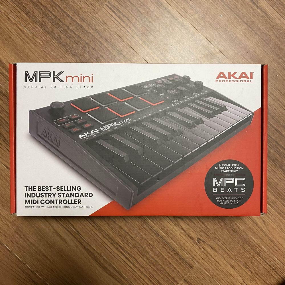 Midi клавиатура новая