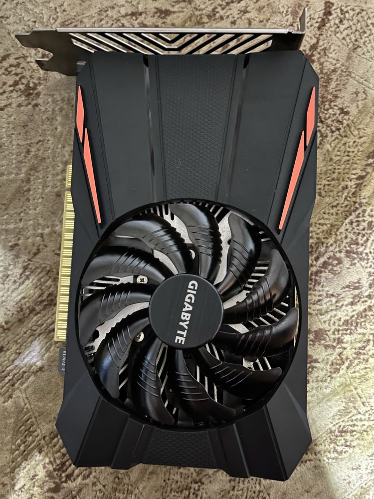 Продам видеокарту GTX 1050ti 4gb
