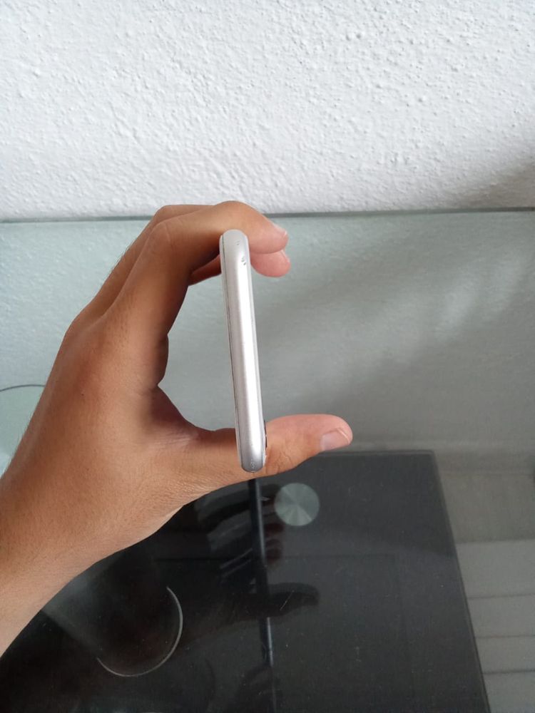 iPhone 8, 64 gb