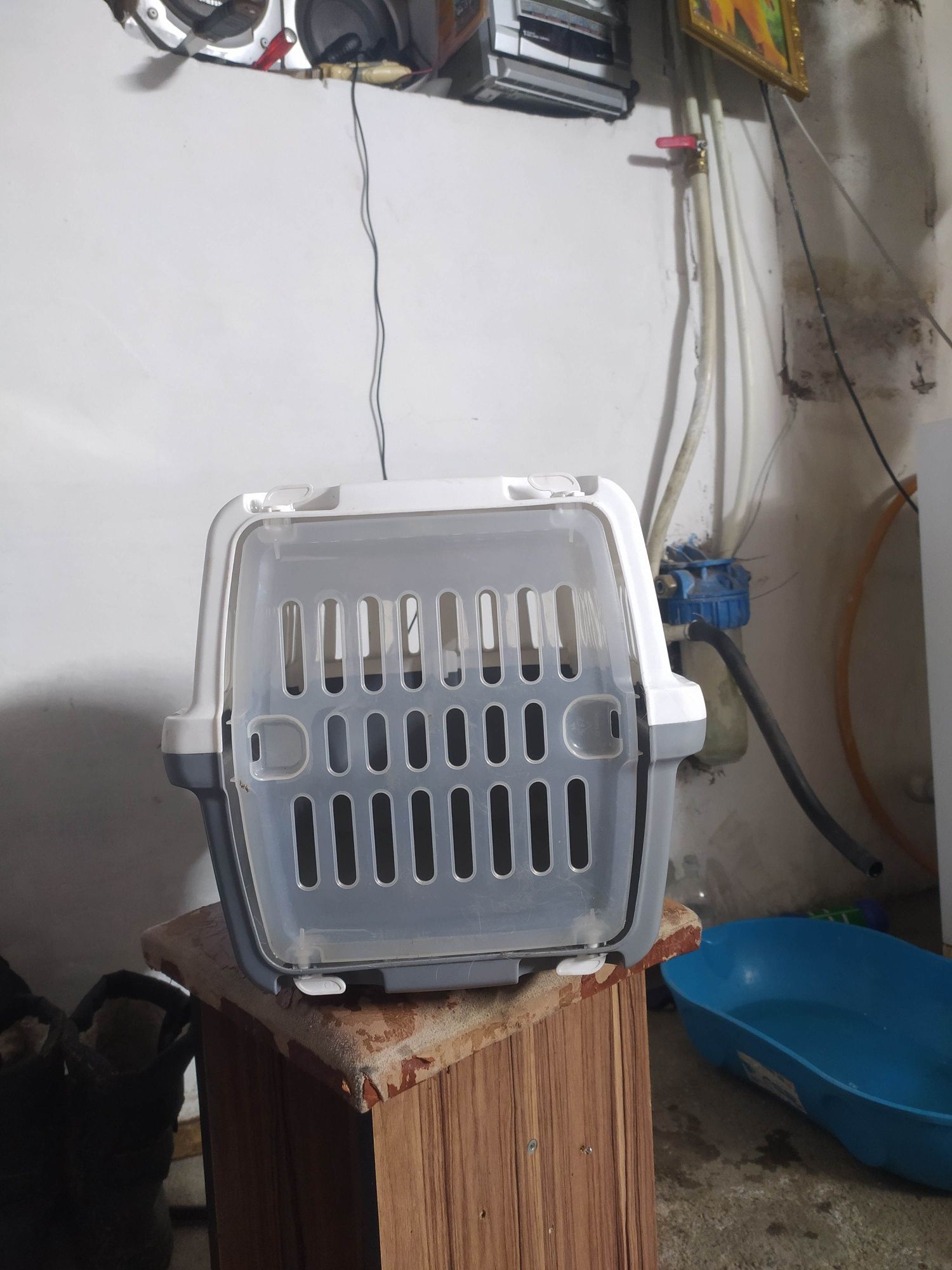 Продам клетку переноску