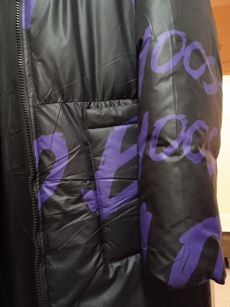 Продам пальто зимнее. Новое. 52 размер. Цена_15000.