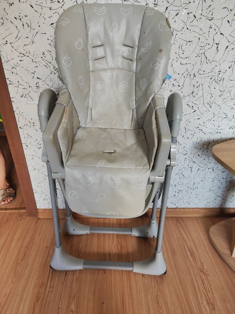 Стульчик для кормления