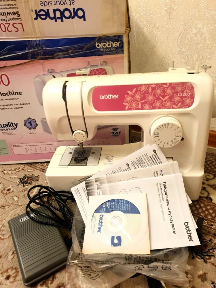 Швейная машина Brother LS200