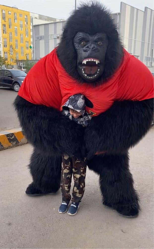 Кин Конг!Аниматор!Горилла!Крутой Конг на праздник!