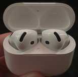 ОРИГИНАЛ Airpods 4 ANC (с активным шумоподавлением)