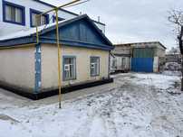 продам дом с большим теплым гаражом