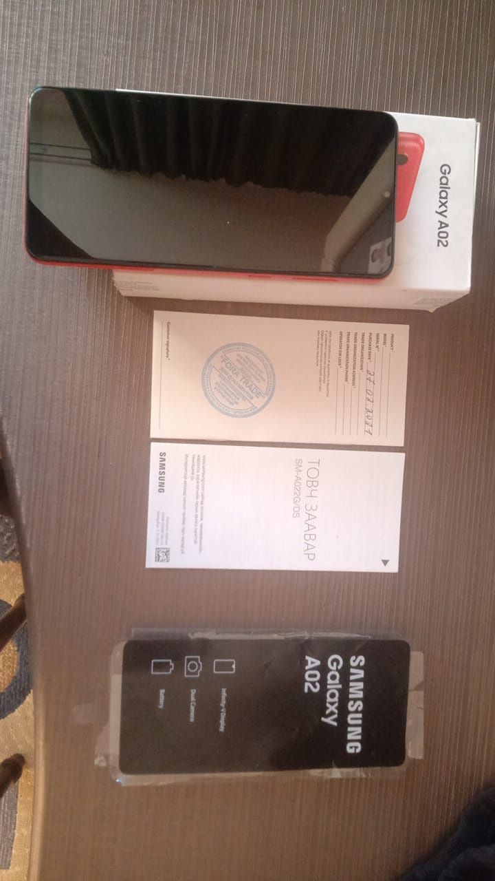 Продам смартфон Samsung Galaxy A02