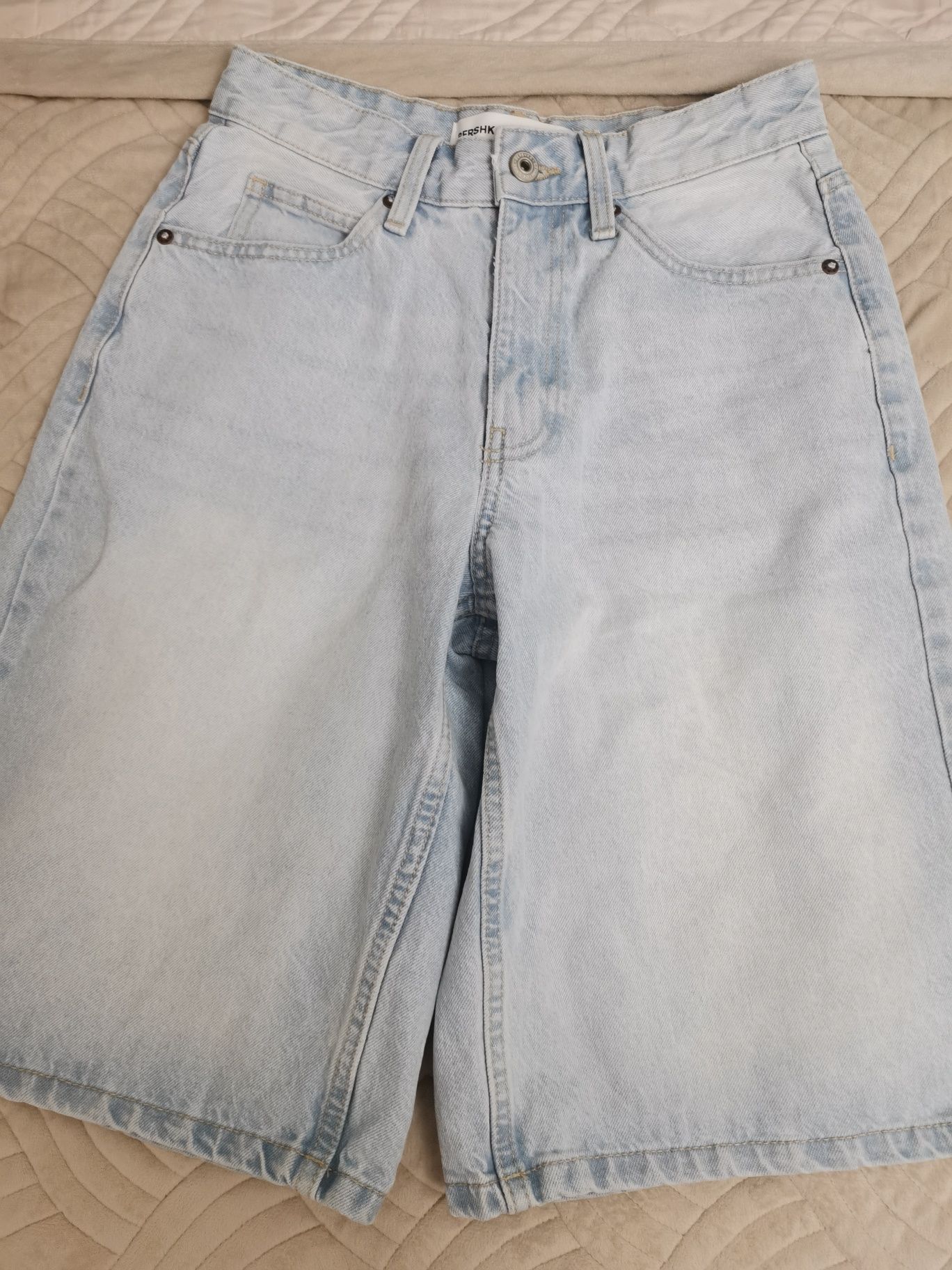 Шорты джинсовые мужские  Bershka