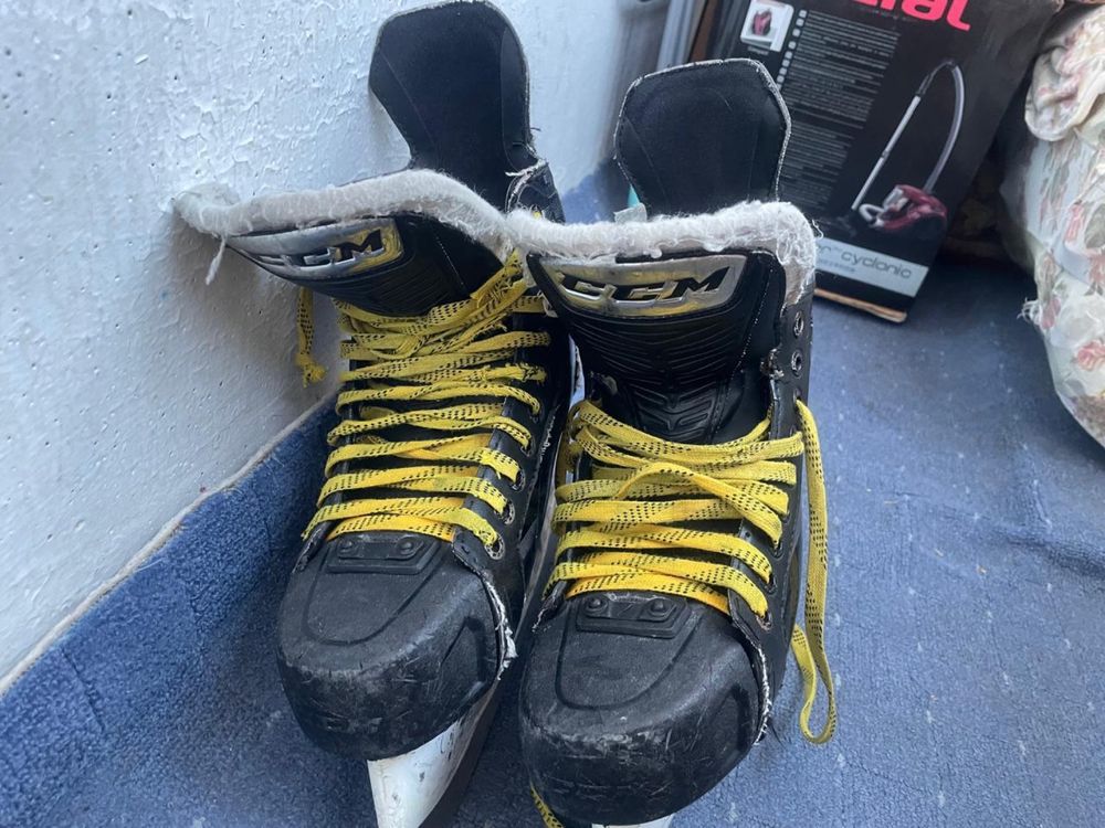 продам коньки ccm