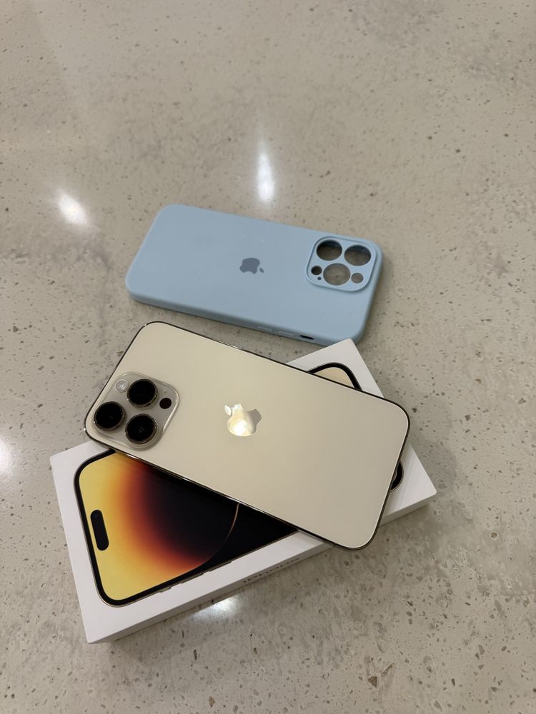 Iphone 14 pro max , GOLD, 87 процентов емкость аккумулятора !