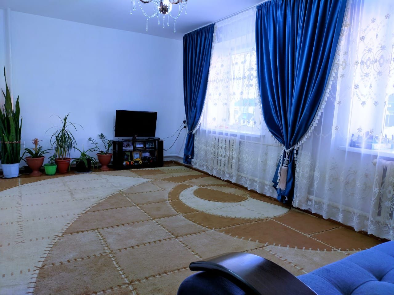Продам частный 2-х этажный дом в Жымпиты