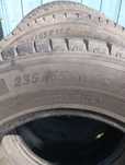 Шины 235 65 R16 продам