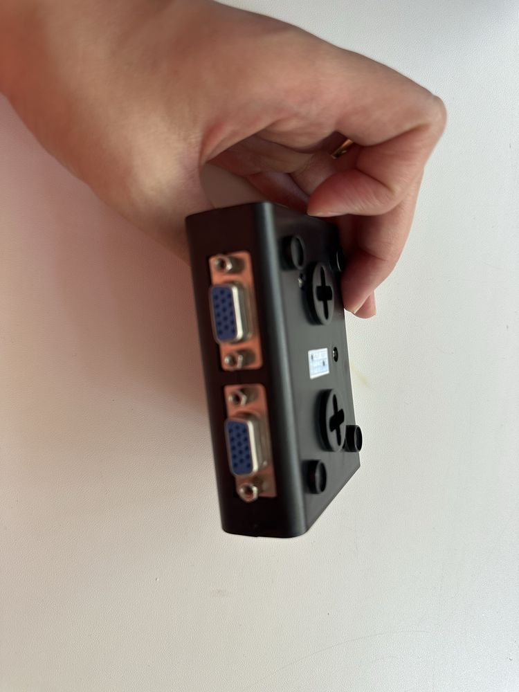 Разветвитель Splitter ViTi VSP4A (VGA, 4 ports, 250MHZ) вга