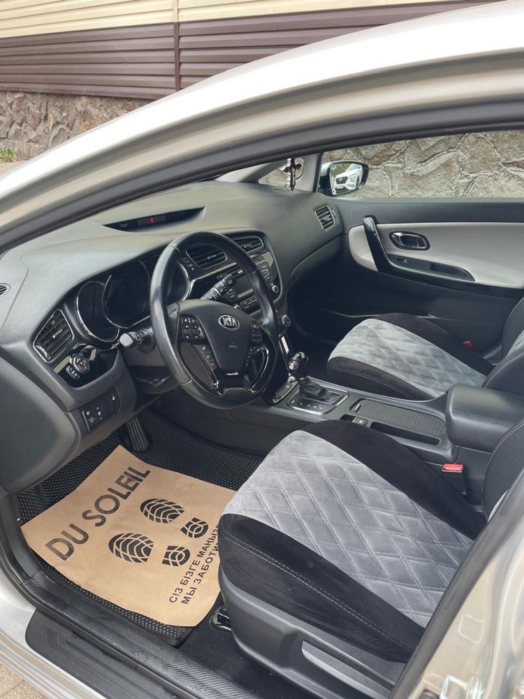 Продаю машину Kia Cee’d