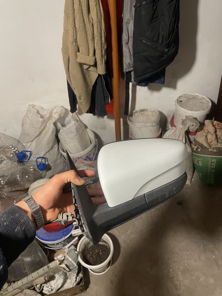 Продам зеркала на ладу гранту