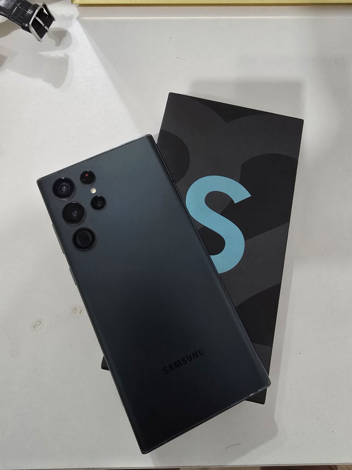 Samsung S22 Ultra 256 ГБ