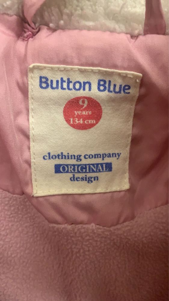 Продам фирменную куртку button blue для девочки 9 лет