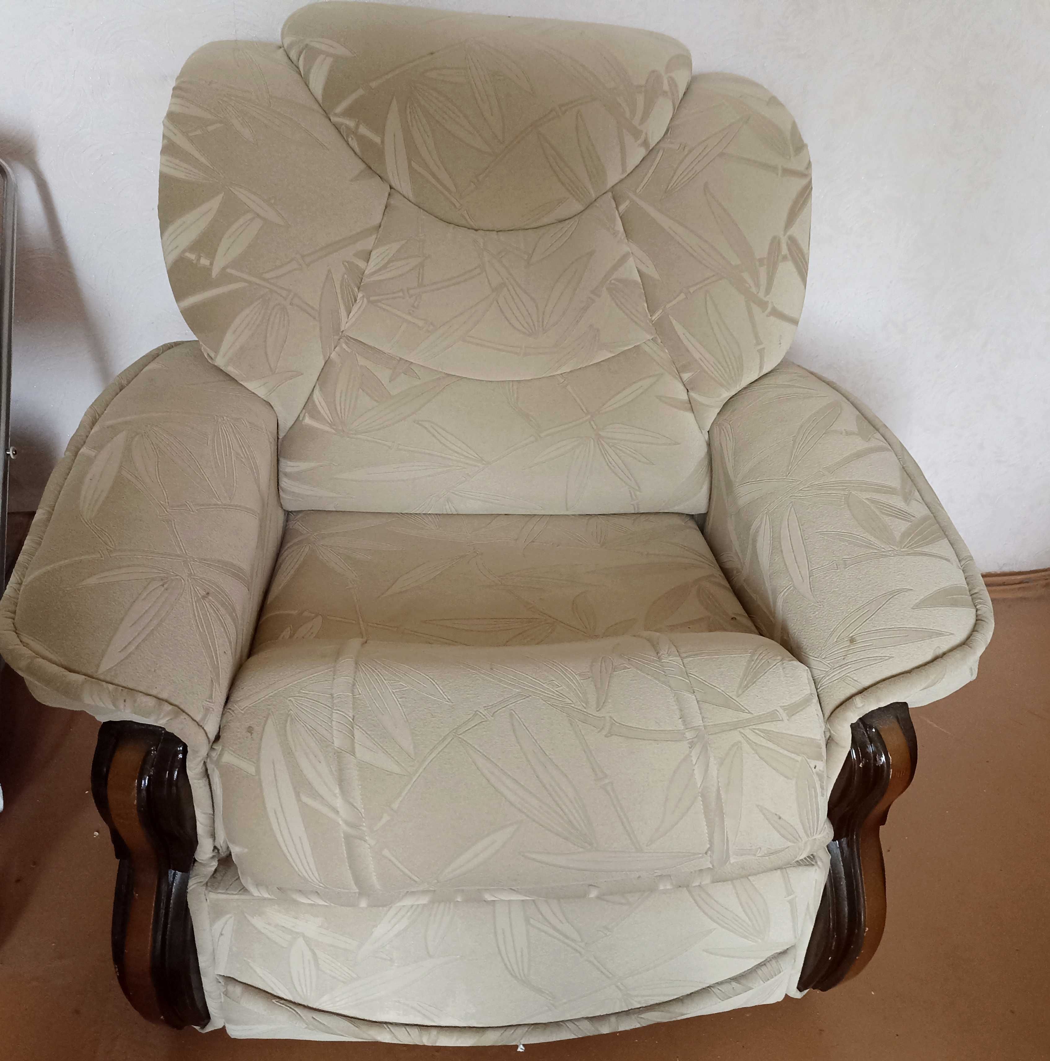 Продам кресла (Белорусь), диван, для дома, для спальни, мягкая мебель.