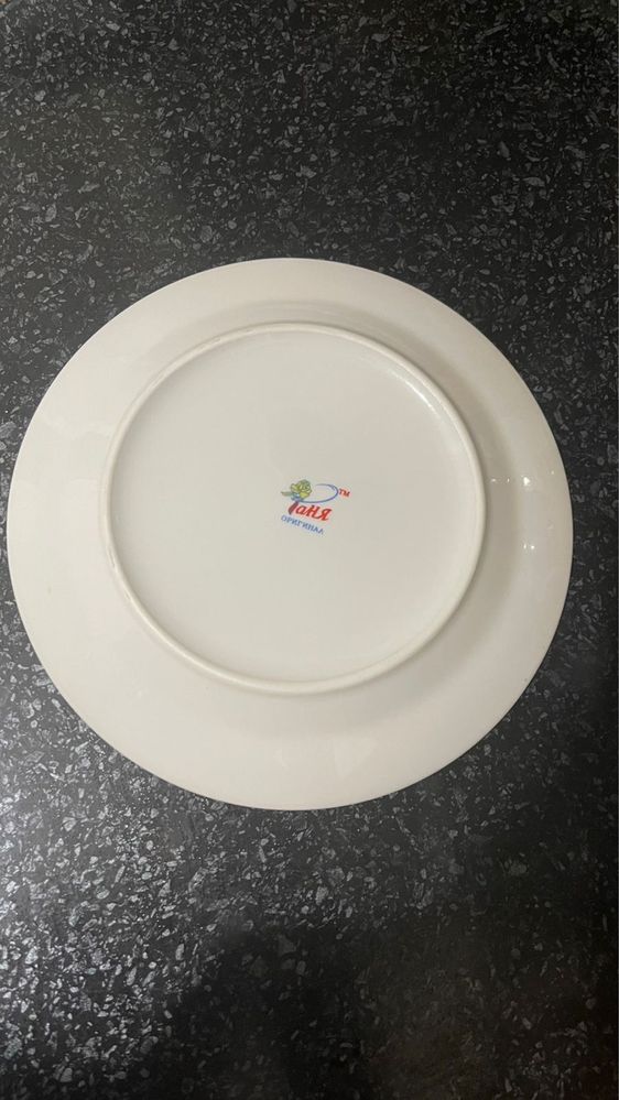 Продам ложки, тарелки,чайник