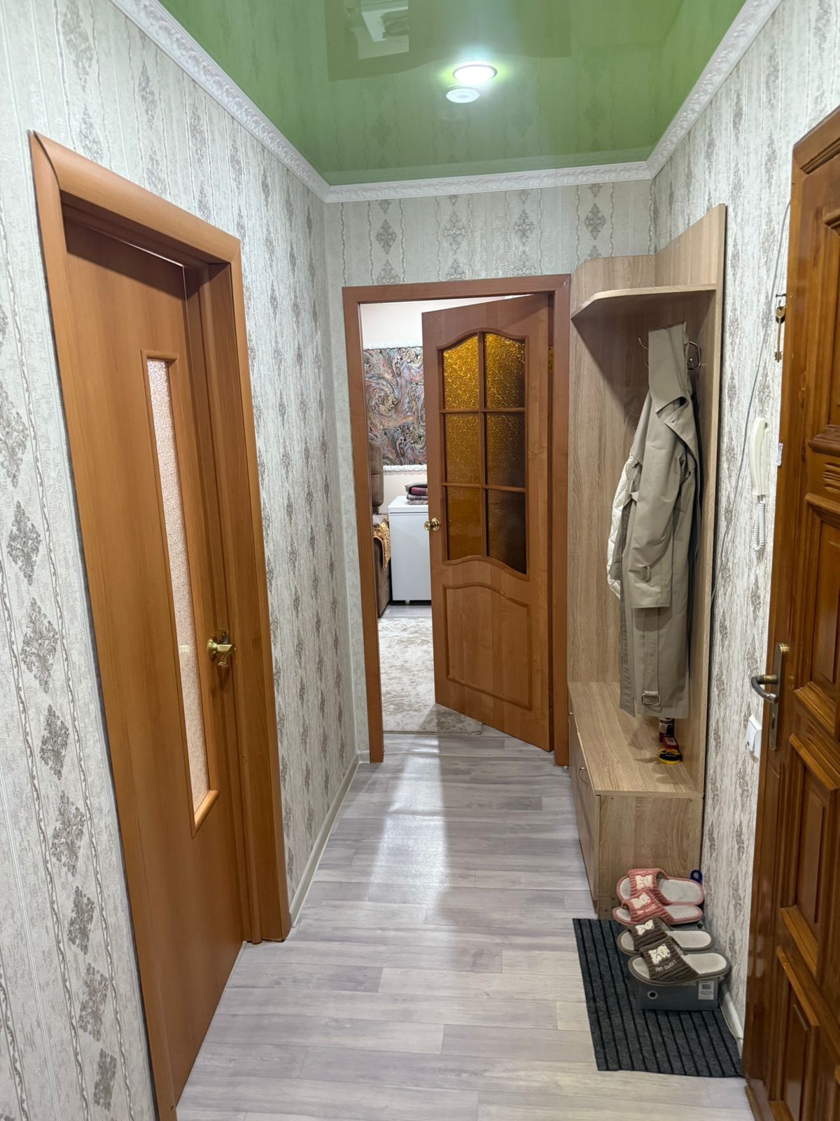 Продам 2 комн.квартиру в районе ТЦ Рахмет, золотой квадрат