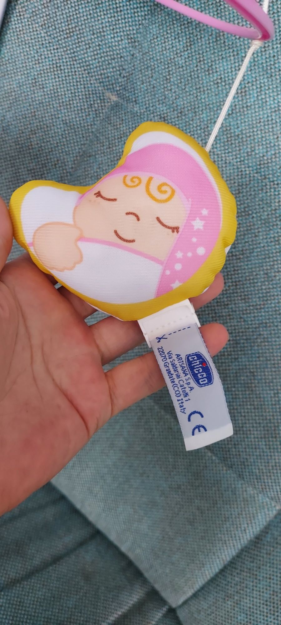 Музыкальный мобиль в кроватку chicco