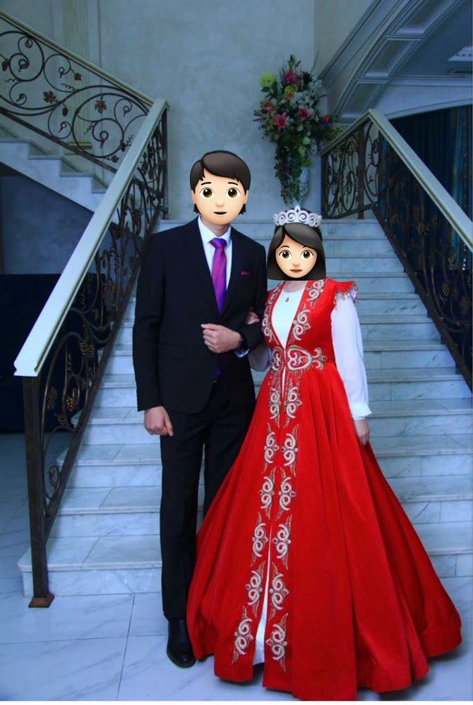 Платье на узату