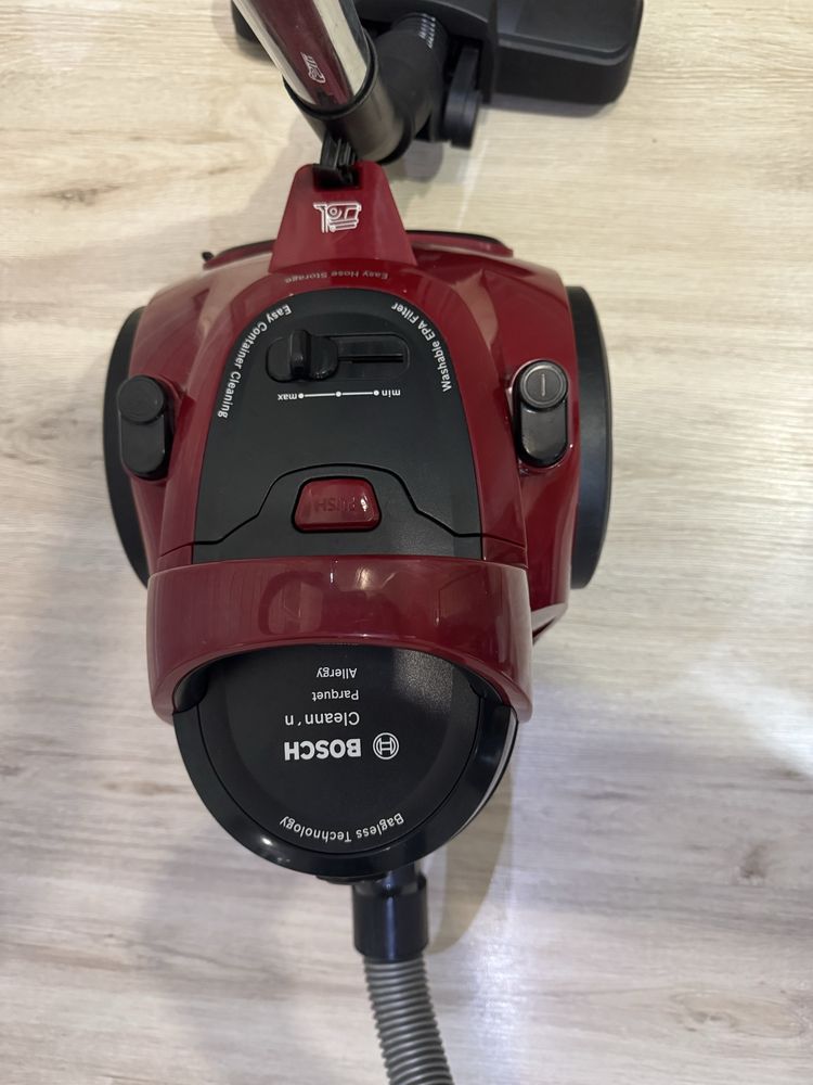 Продам пылесос Bosch в отличном состоянии