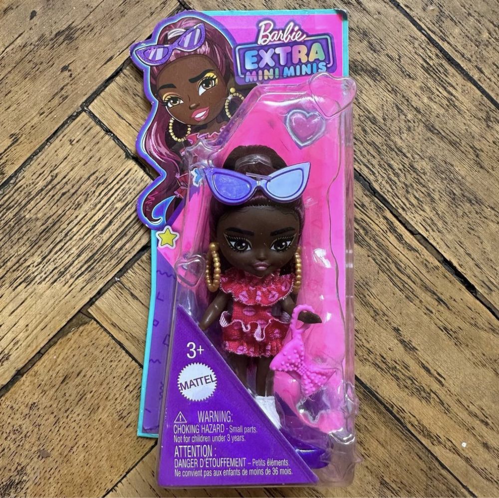 Куклы Barbie Extra mini minis/Барби Экстра мини мини (по 6500 каждая)