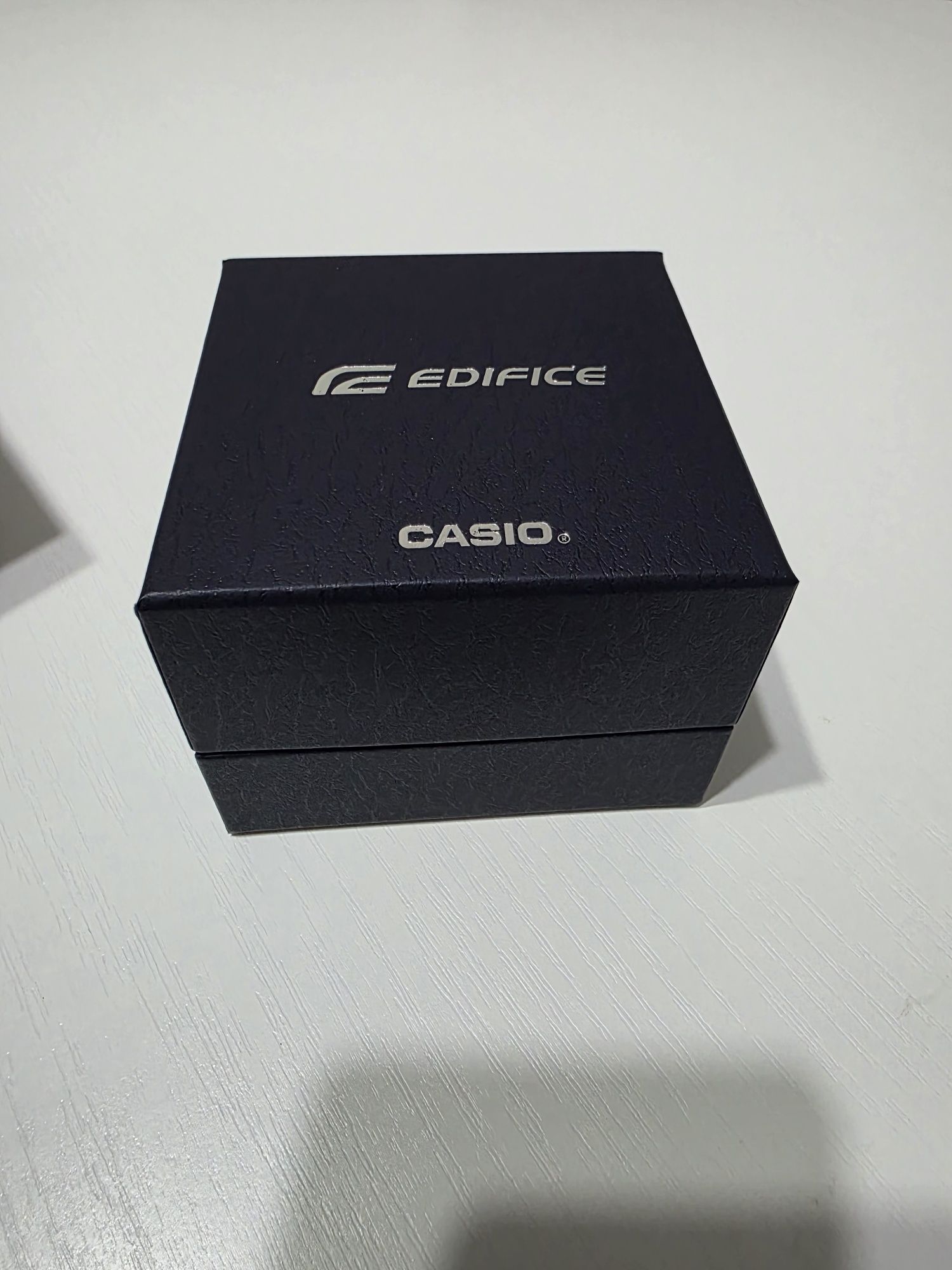 Продам мужские часы фирмы CASIO