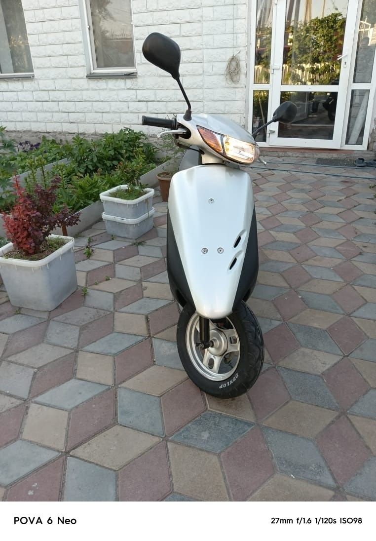 Продам скутер Honda Dio