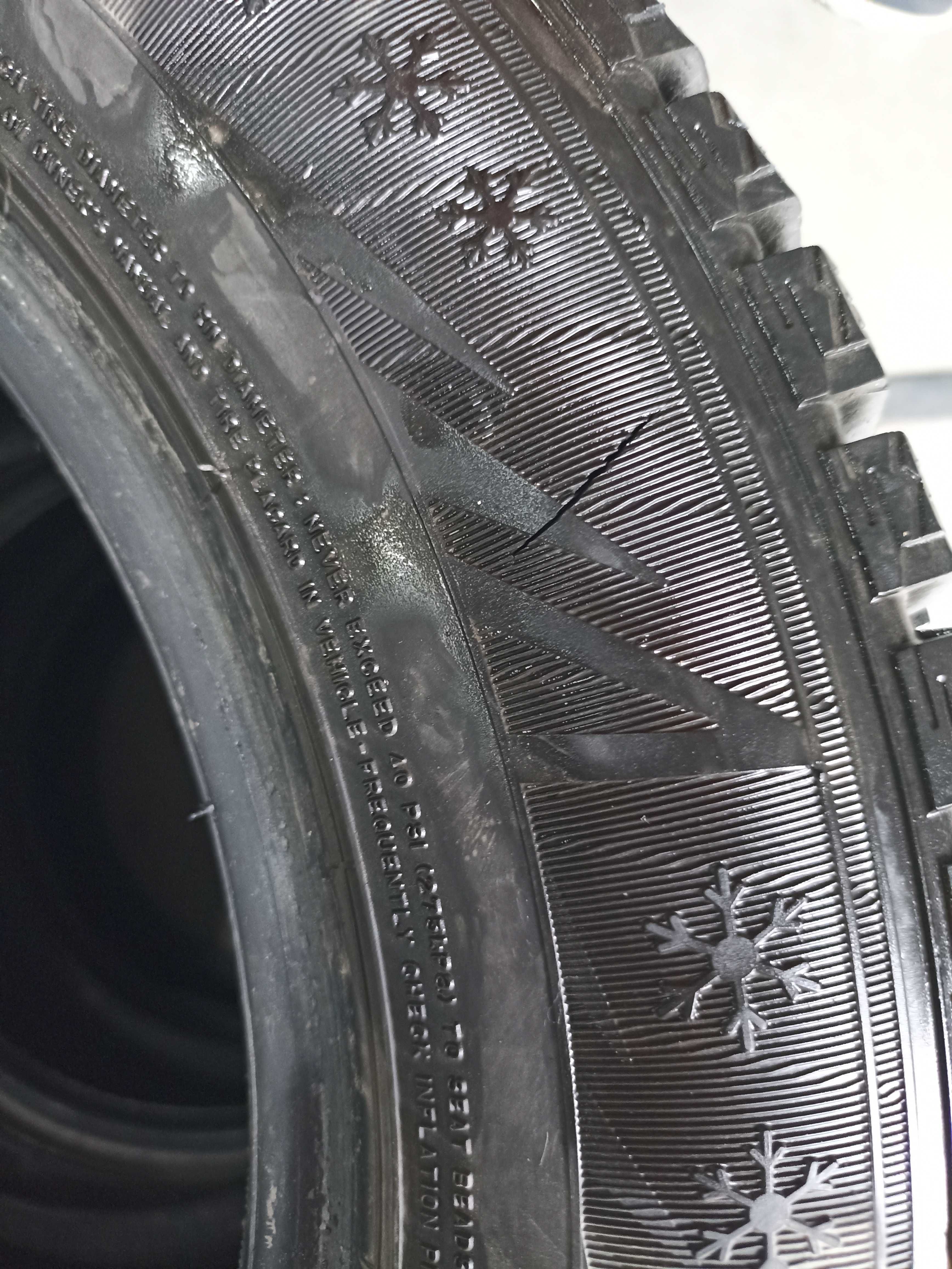 Зимние шины Dunlop