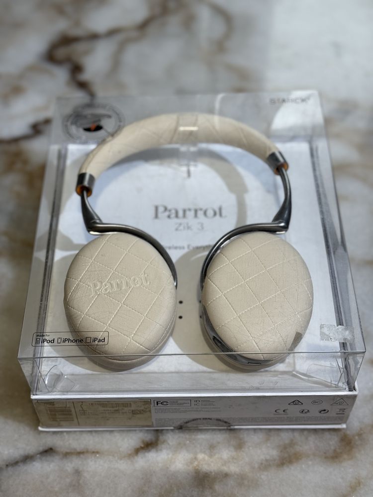 Беспроводные наушники Parrot Zik 3.0