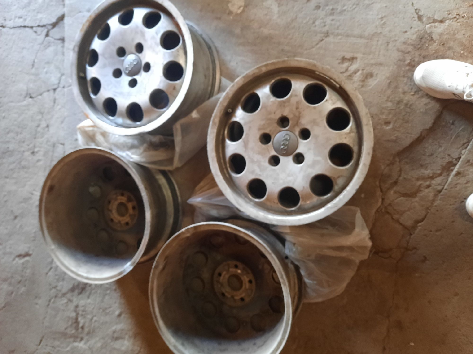 Продам диски R 16