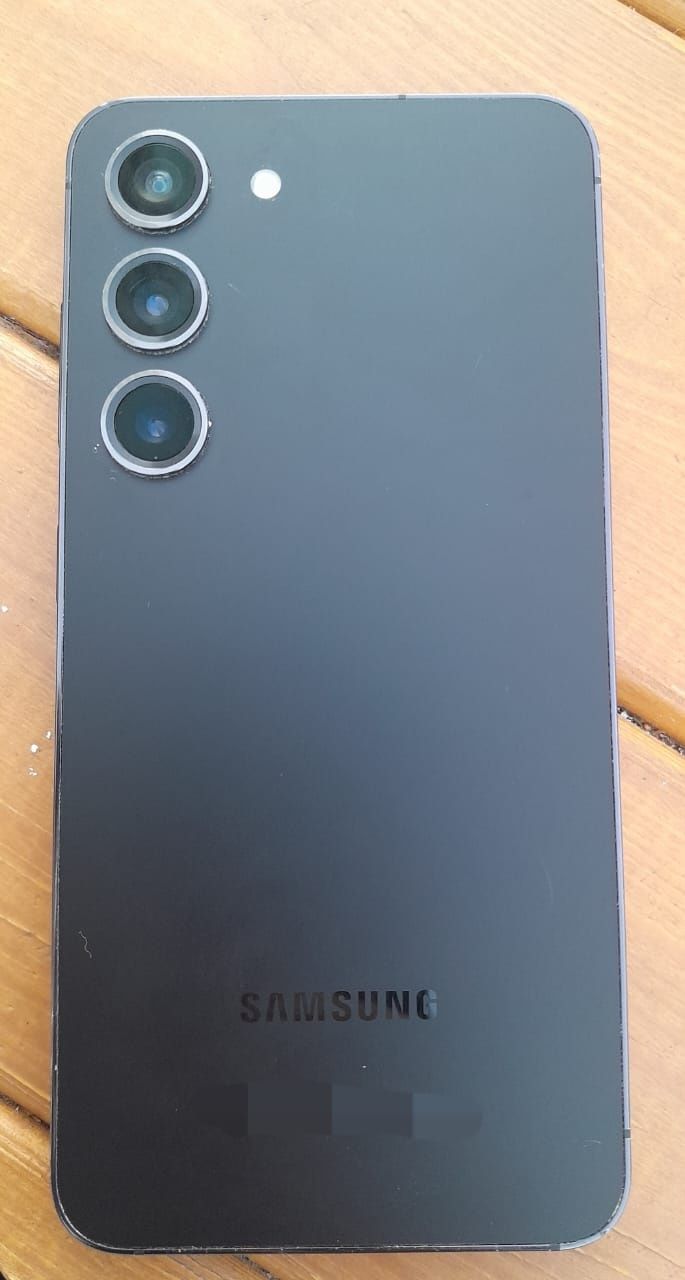Продаётся Samsung Galaxy S23 (256 ГБ), Б/У, с документами