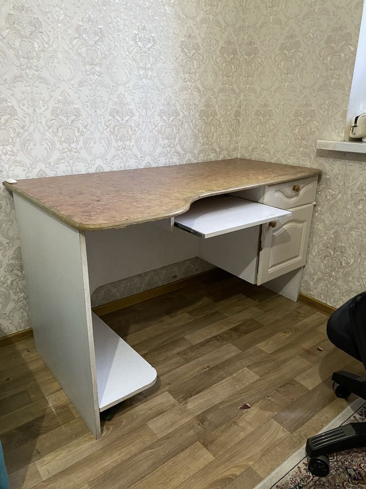 Стол рабочий  130х70, высота 75