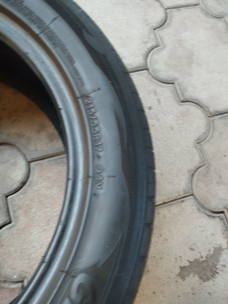 Шины Powertrac 235/45/18 в отличном состоянии, почти новые