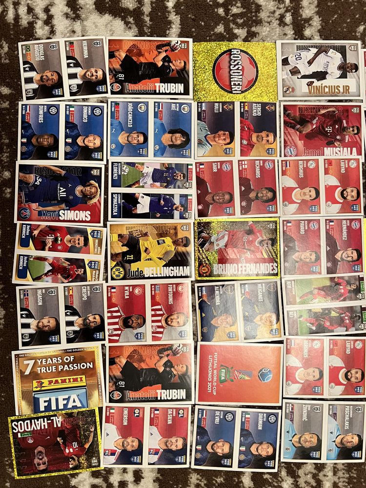 Panini FIFA 2022 наклейки