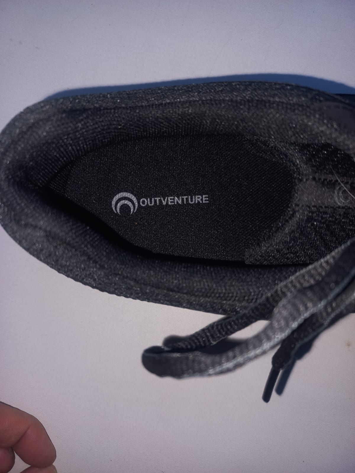 Продам кроссовки "Outventure" р-р 44-45