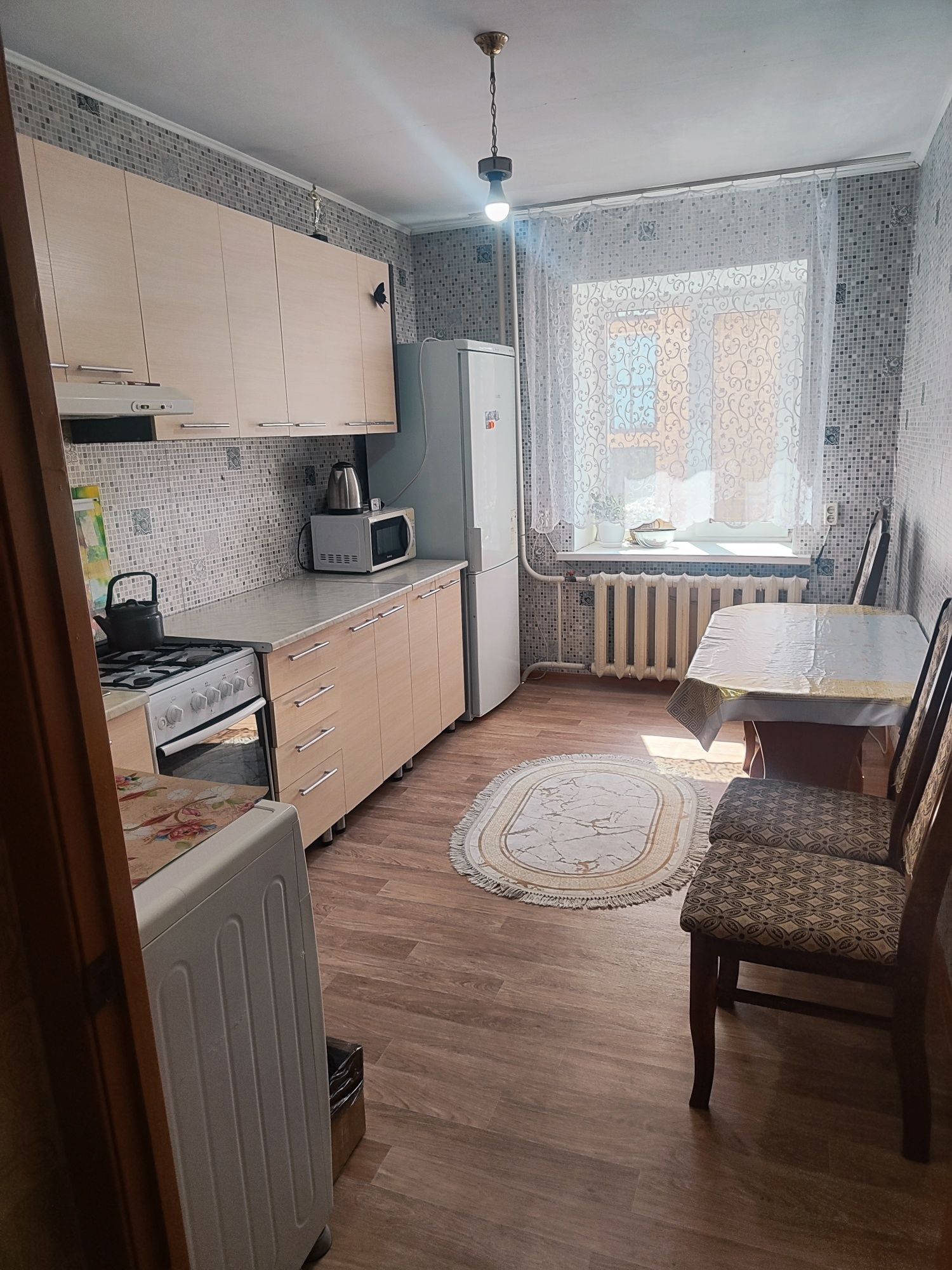 Сдам квартиру в центре девушкам