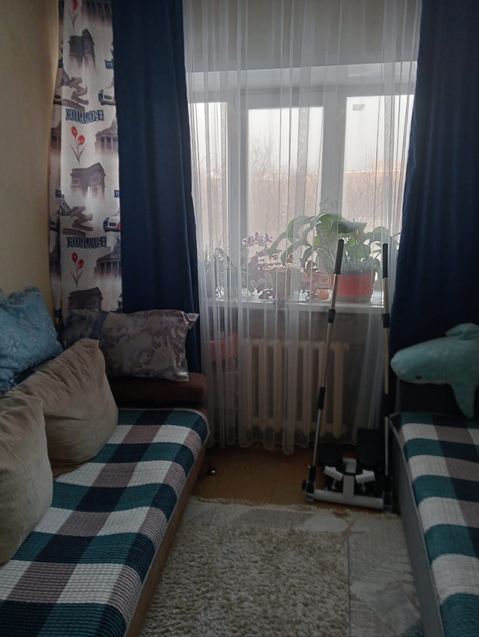 Продам 1 комнатную квартиру. 21.5кв.м. 4/6 этаж.