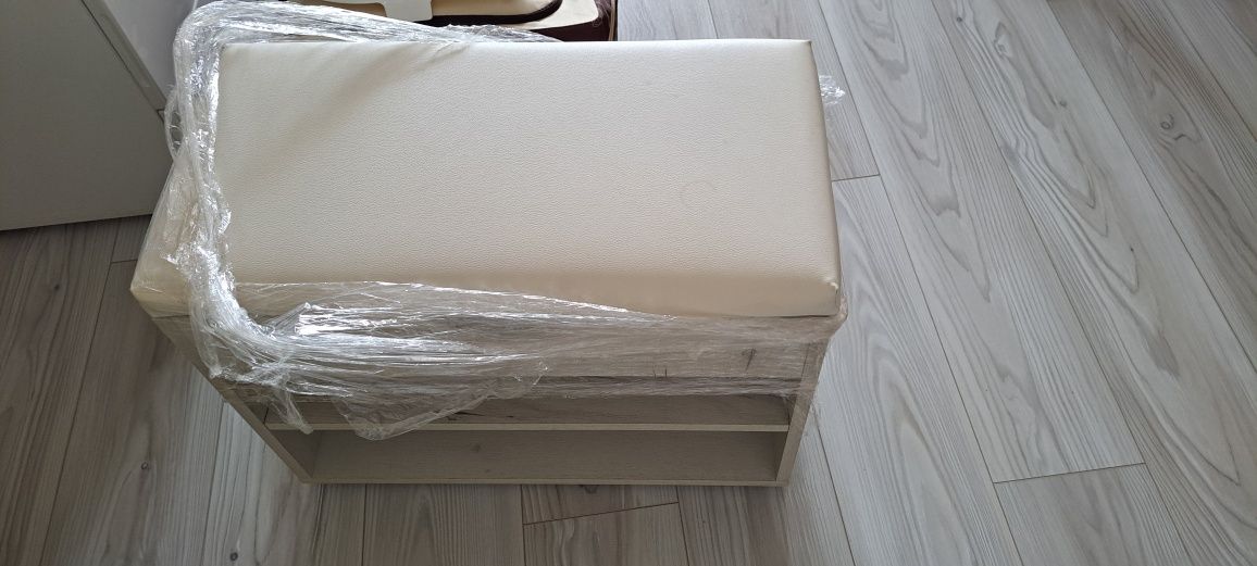 Продам срочно обувницу