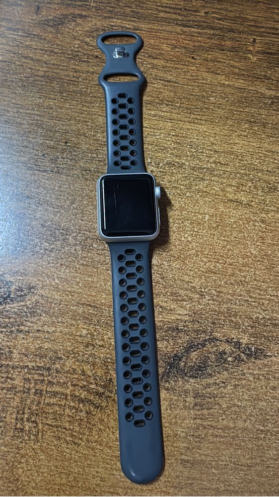 Продам apple watch 1 версия