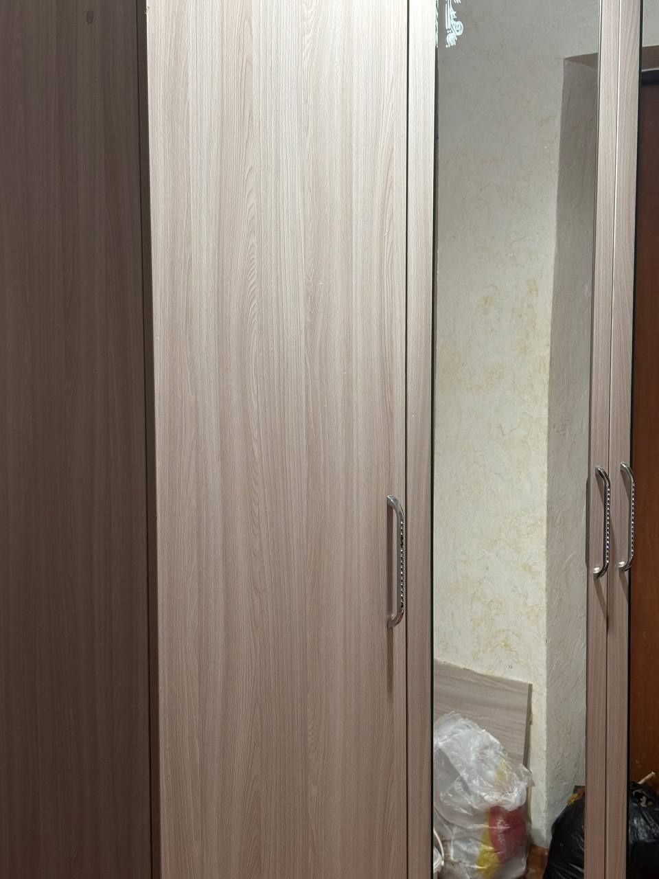 Шкаф для прихожей